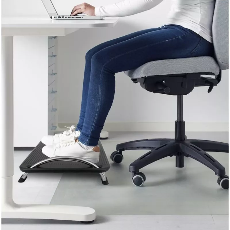 Techly ICA-FR 13 ergonomische verstelbare voetensteun, hoekverstelling, antislip, 43 x 28 cm, zwart