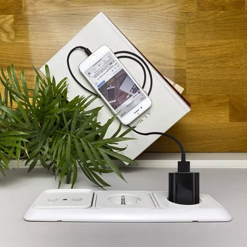 Techly compacte oplader USB 1A Europese stekker zwart