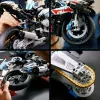 LEGO Technic motorfietsmodel BMW M1000RR 42130 met gedetailleerde motor en werkende vering