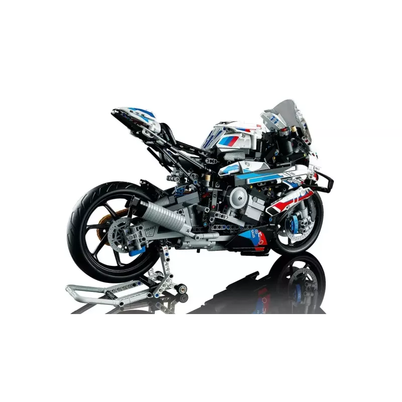LEGO Technic motorfietsmodel BMW M1000RR 42130 met gedetailleerde motor en werkende vering