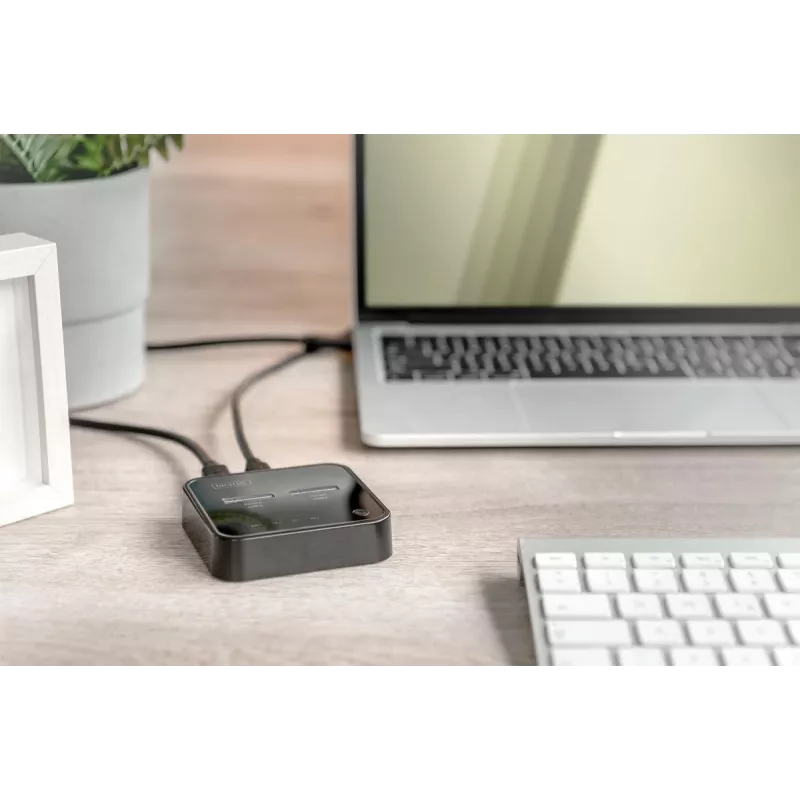 Digitus dual M.2 NVMe SSD-dockingstation USB-C offline clone-functie