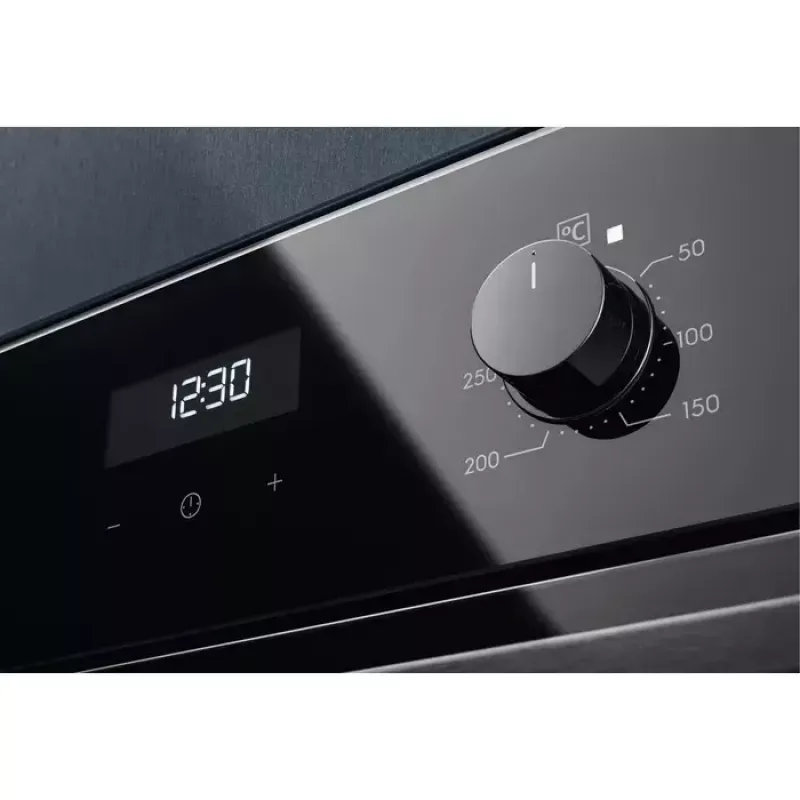 Inbouw-elektrische oven Electrolux EOF5C50BZ, 65 L, katalytische reiniging, 8 programma's, klasse A, zwart