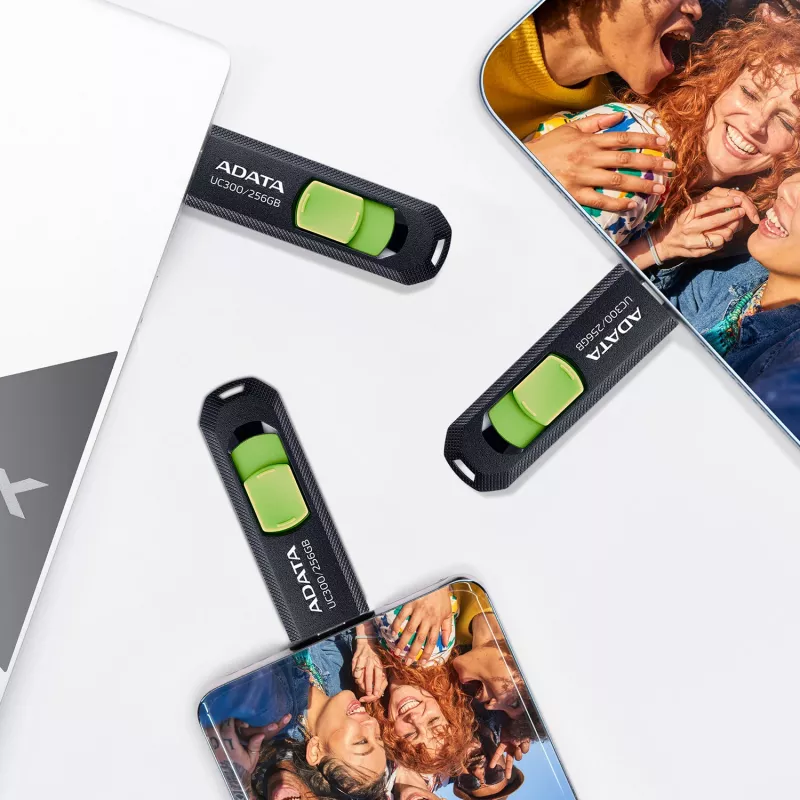 ADATA UC300 USB-stick 64 GB USB Type-C 3.2 Gen 1 (3.1 Gen 1) zwart, groen