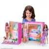 Barbie Getaway poppenhuis met pop, 4 speelgebieden en 11 decoratieaccessoires