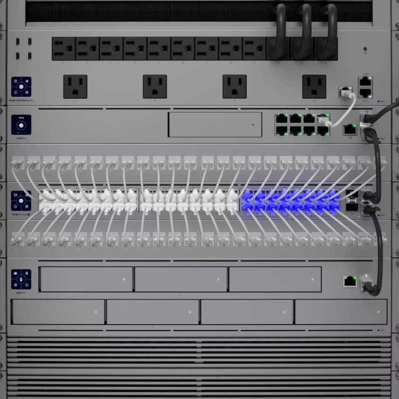 Ubiquiti UniFi USW-Pro-Max-48-PoE 48-poorts 2,5G/Gigabit PoE++ beheerbare switch, 4x SFP+