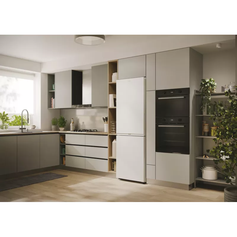 Candy Fresco CNCQ2T618EW vrijstaand 355 L wit