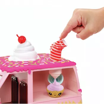 MGA Entertainment Yummiland lipgloss truck poppetje