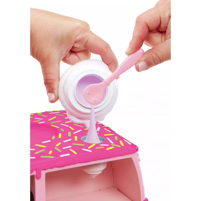 MGA Entertainment Yummiland lipgloss truck poppetje
