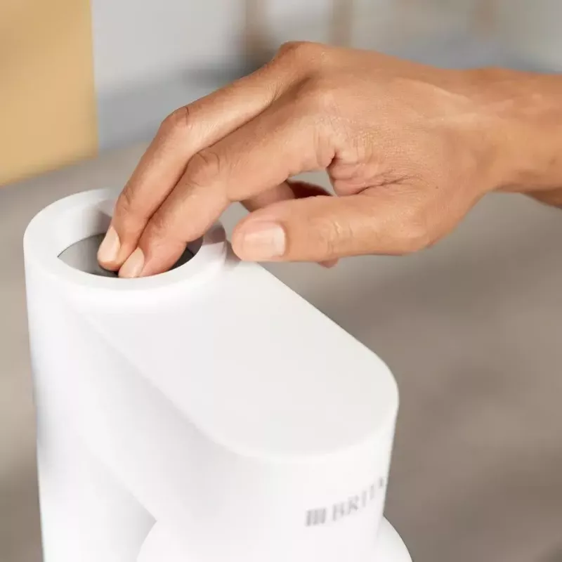 Sodabereider BRITA Carbonator 1046730 Wit — compacte tafelwatersprudler met 2 flessen (231×126×443 mm)
