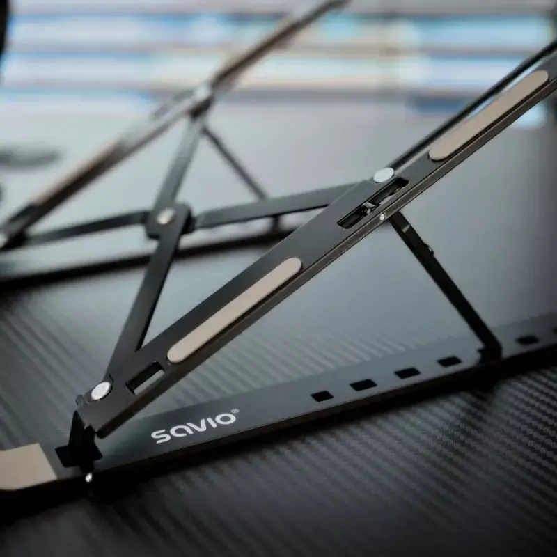 Laptopstandaard SAVIO PB-05 in hoogte verstelbaar draagbaar — SAVIO PB-05