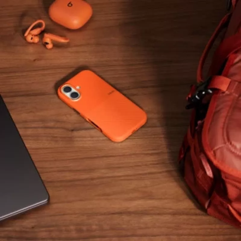 APPLE Beats iPhone 17 – robuust hoesje met MagSafe en camerabediening – Sierra Orange