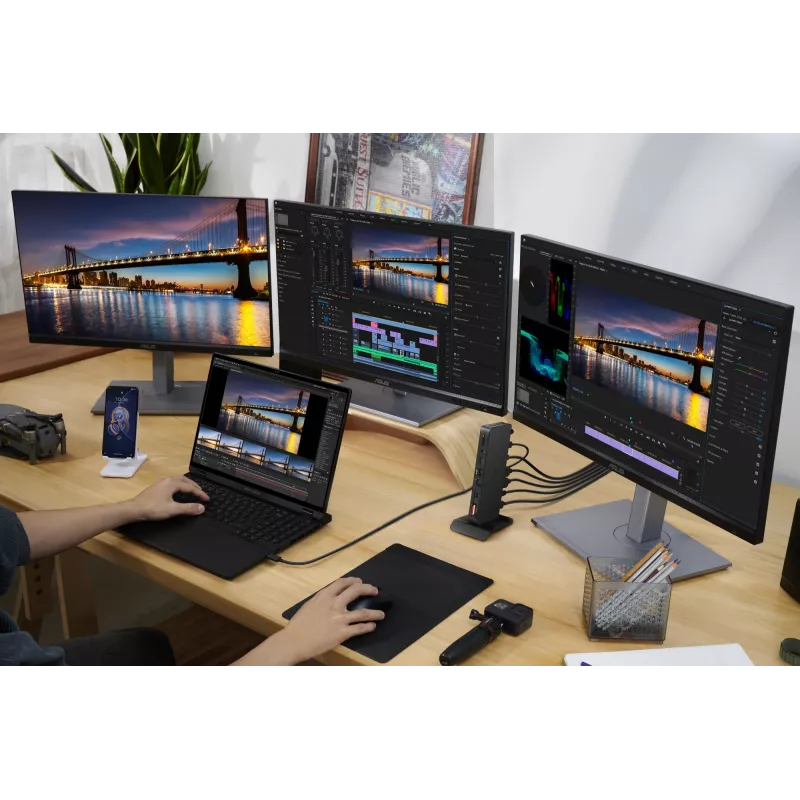 Dockingstation ASUS DC500 Thunderbolt 4 Triple 4K, 150W PD, 3 displays, 2x HDMI 2.1, 2x USB-A, 2x USB2.0, RJ-45, MicroSD