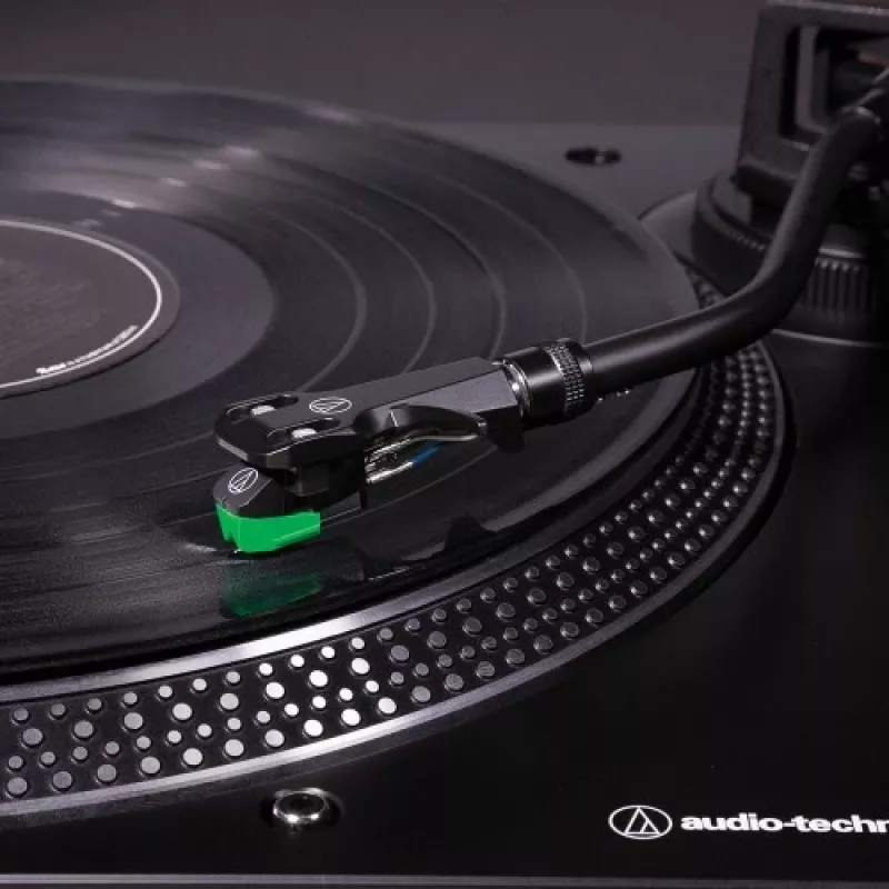 Audio-Technica AT-LP120XUSB platenspeler met directe aandrijving (analoog & USB), zilver