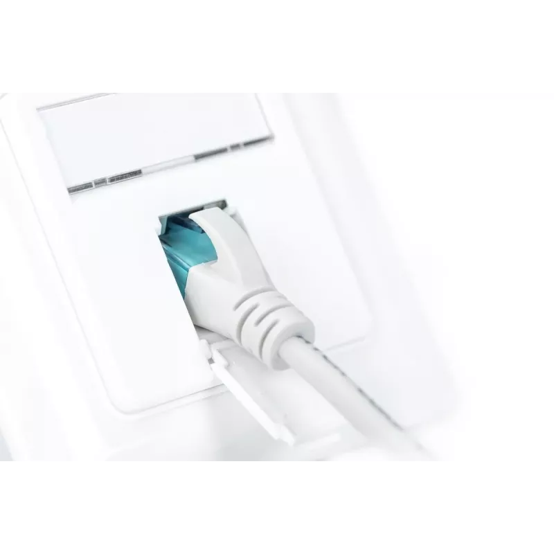 DIGITUS CAT6A klasse EA netwerkdoos, afgeschermd 1x RJ45, LSA, zuiver wit, inbouw, 8 richtingen