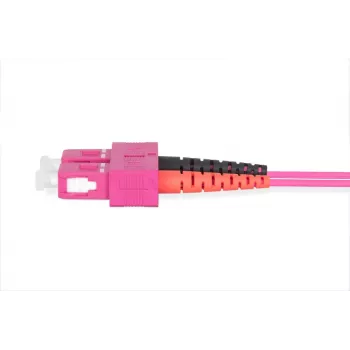 DIGITUS glasvezel-patchkabel, LC naar SC multimode OM4 - 50/125 µ, duplex, kleur RAL4003 lengte 1 m