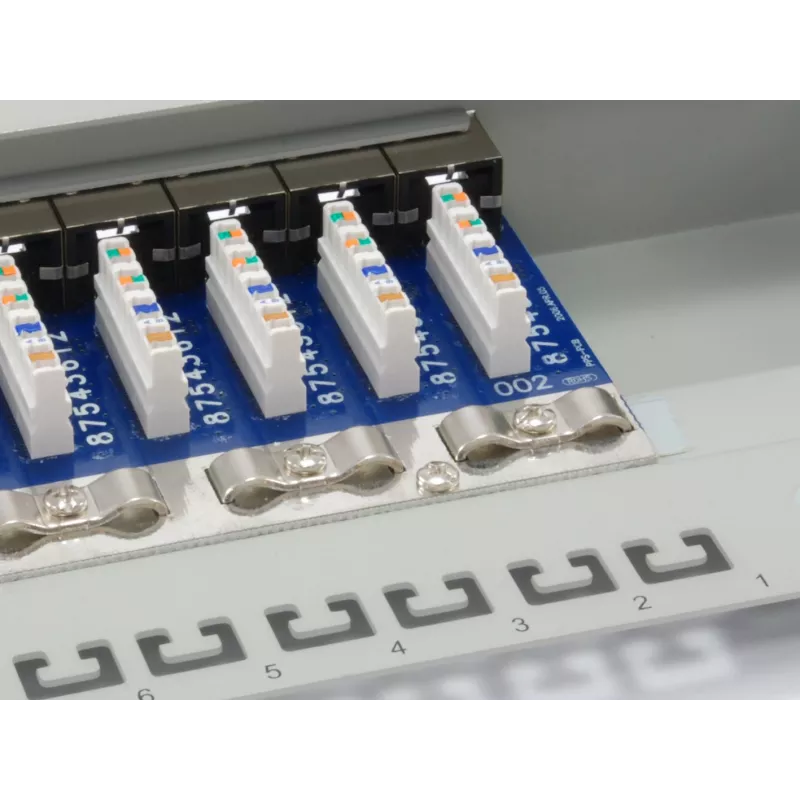 Equip 16-poorts Cat.6 afgeschermd patchpaneel, lichtgrijs, RJ-45, goud, Cat6, rackmontage, 1U, grijs
