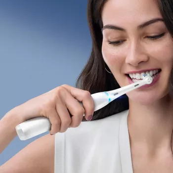 Oral-B iO elektrische tandenborstel volwassenen roterende tandenborstel wit