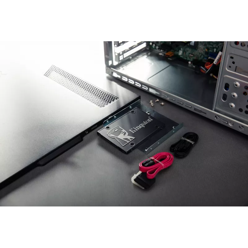 Kingston Technology 512G SSD KC600 SATA3 2,5 inch, 512 GB, 2,5 inch, 550 MB/s, 6 Gbit/s