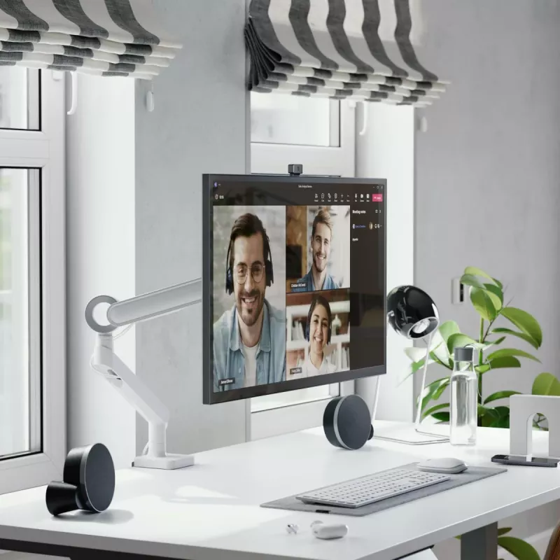 ALOGIC Clarity Max Touch 32C4KPDWT touchscreenmonitor, 32 inch, 3840x2160 4K UHD, 65 W Power Delivery, 8MP-webcam, USB-hub, zwart/zilver