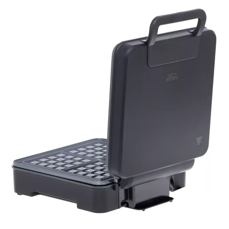 Wafelijzer Adler AD 3049, 4 vierkante wafels, antiaanbaklaag, 1800 W, zwart