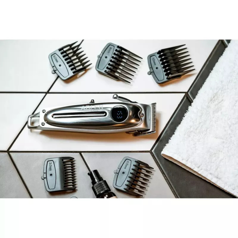 Haartrimmer Adler AD 2831 zilver rvs V-vormig 1 mm