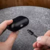 Leren beschermhoes FIXED FIXLPM-999-BK voor oordopjes met MagSafe-ondersteuning, zwart