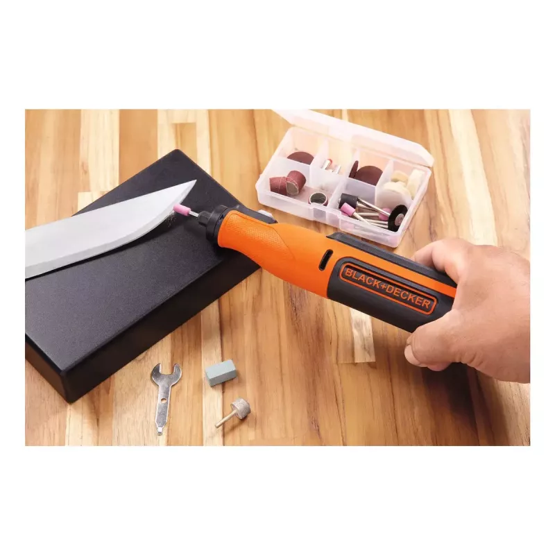 Powergraveerder Black & Decker BCRT8I-XJ – handgeleide precisiegraveerder, licht ontwerp