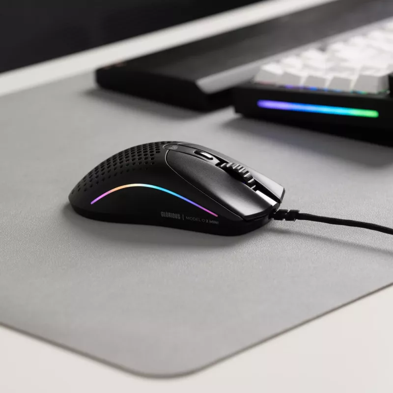 Gaming-muis Glorious Gaming Model O 2 Mini Gaming-muis RGB zwart