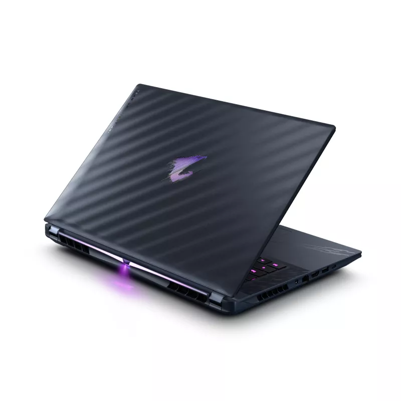 Laptop GIGABYTE AORUS MASTER 16 40,6 inch Intel Core Ultra 9 32GB 2TB NVIDIA RTX 5080 Windows 11 Pro