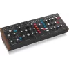 Synthesizer Behringer Model D zwart behuizingskleur zwart stroombron DC AC