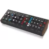 Synthesizer Behringer Model D zwart behuizingskleur zwart stroombron DC AC