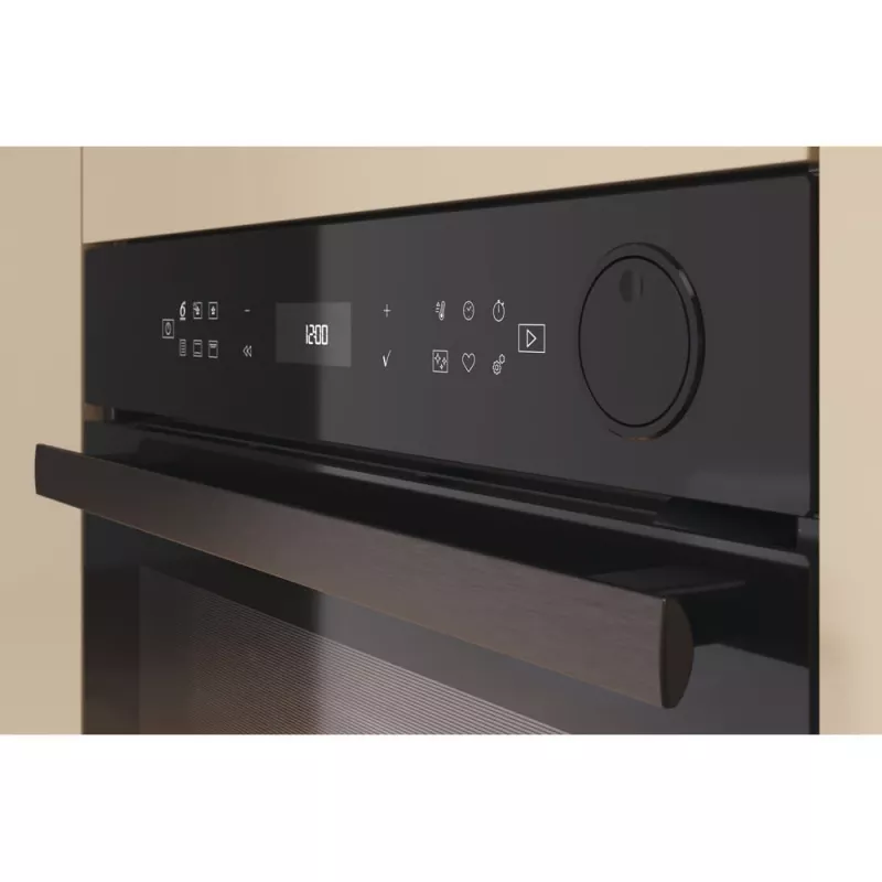 Whirlpool AKZ9S 8220 FB 73 L zwart
