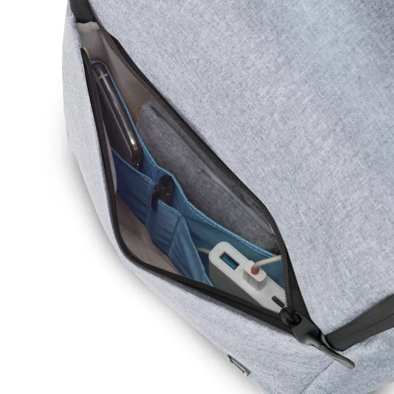 DICOTA Eco Motion - 13-15.6in notebookrugzak - blauw / 600dx400d Rpet polyester