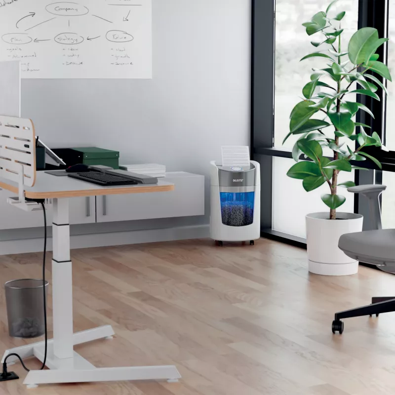 Leitz IQ OptiMax Small Office 350 micro cut papierversnipperaar veiligheidsniveau P5 22 L – wit
