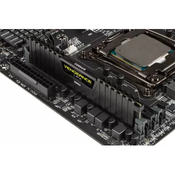 CORSAIR geheugen 32GB DDR4 2666MHz kit 4 DIMM C16 Vengeance Low Profilex geheugenkit