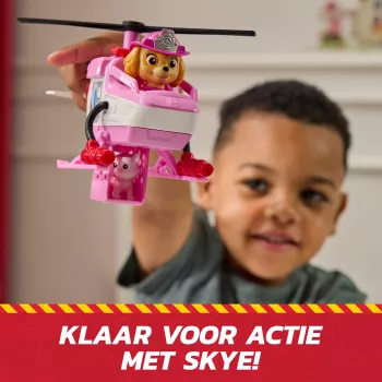 PAW Patrol Fire Rescue: Skye reddingshelikopter met actiefiguur, kattenvriend en speelgoedhelikopter, speelgoed voor jongens en meisjes vanaf 3 jaar