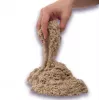 Kinetic Sand, 2 lb bruin speelzand, vormbaar sensorisch speelgoed voor kinderen, hersluitbare zak (verpakking kan variëren), voor kinderen vanaf 3 jaar