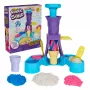 Kinetic Sand, Soft Serve Station, Easter Basket Stuffers, bevat 14 oz vormbaar speelzand (3 kleuren), 2 ijswafels & 2 gereedschappen