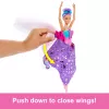 Barbie Dance and Flutter pop met 2-in-1 transformatie van danseres naar vlinder, paars haar