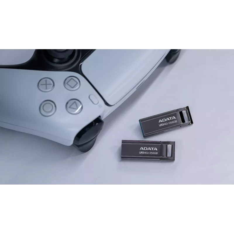 ADATA UR340 USB-stick 256 GB USB Type-A 3.2 Gen 1, leessnelheid tot 100 MB/s, zwart