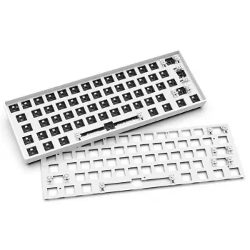 Compact 60% bedraad toetsenbord Sharkoon SKILLER SGK50 S4 — QWERTZ-indeling, RGB-verlichting, USB, 1,5 m kabel, wit