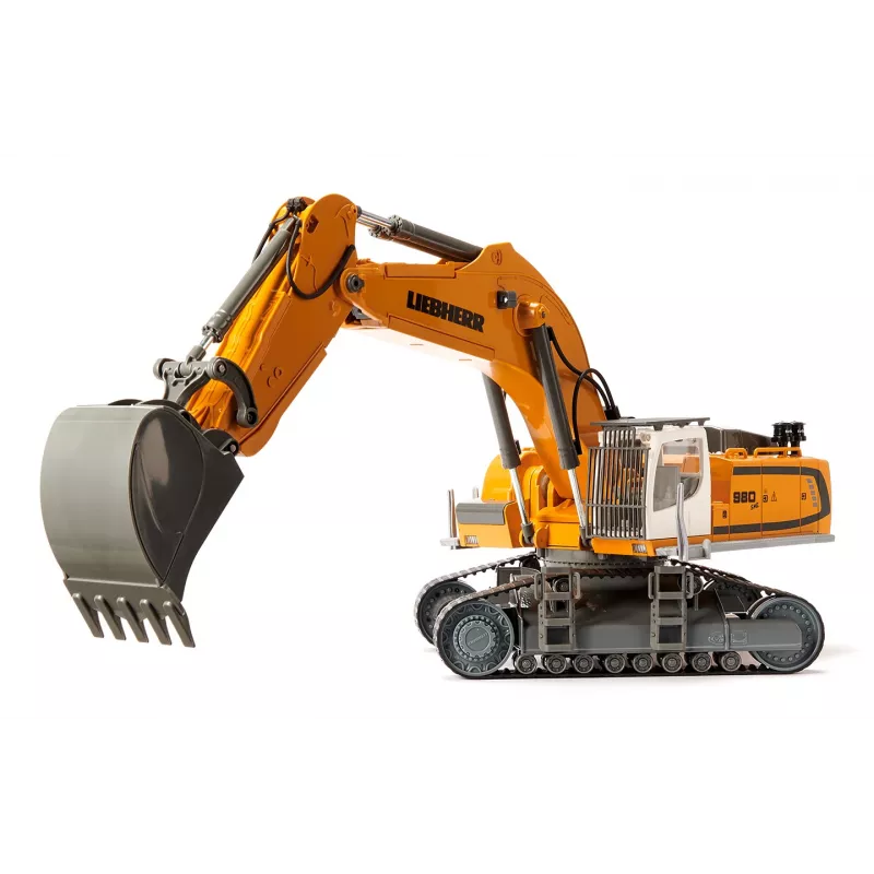 Baggermodel Siku 6741 voorgemonteerd 1:32 batterijgevoed