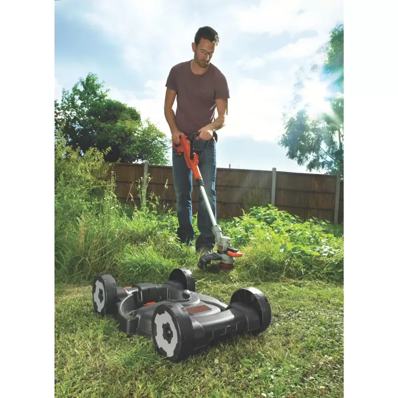 Bosmaaier grastrimmer Black & Decker STC1820CM-QW
