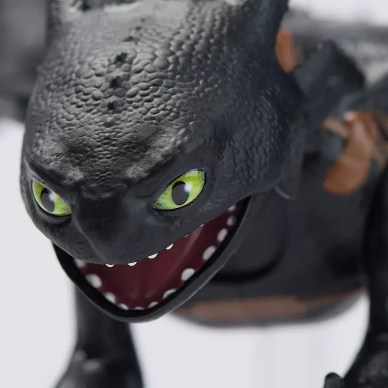 Actiefiguur Spinmaster Ultimate Plasma Blast Toothless 25 inch vleugels licht & geluid, vanaf 4 jaar