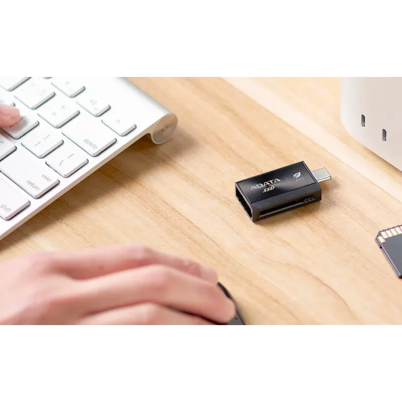 Externe SSD ADATA SC730 1 TB, USB Type-C 3.2 Gen 2, 600/600 MB/s, zwart, kunststof behuizing