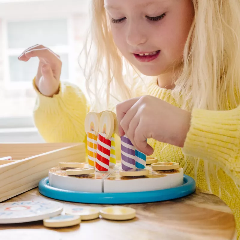 Melissa & Doug verjaardagstaart – houten speelgoedvoedsel met mengbare decoraties en 7 kaarsen