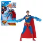 DC Comics, SUPERMAN Epic Strike actiefiguur, 15 cm groot, authentieke filmstyling, inclusief 2 accessoires, speelgoed voor jongens en meisjes vanaf 4 jaar