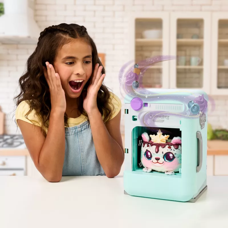 Moose Toys Cookeez Makery Freezy Cakez, Jongen/Meisje, 5 jaar, Met Geluid