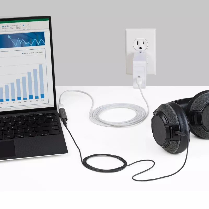 StarTech.com CDP235APDM USB-C audio- en laadadapter met 3,5 mm TRRS koptelefoon-/headsetaansluiting en 60 W USB-C Power Delivery-doorvoerlading, voor telefoon/tablet/laptop