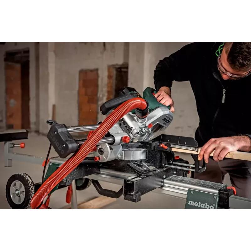 Zaag Metabo KGS 254 M